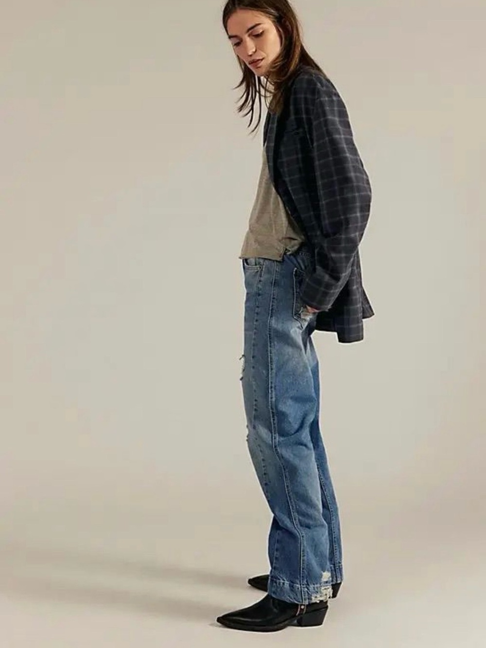 Free People / WE THE FREE Low Rise Straight Curve Jeans Torn to Pieces NWT - Picture 3 of 6